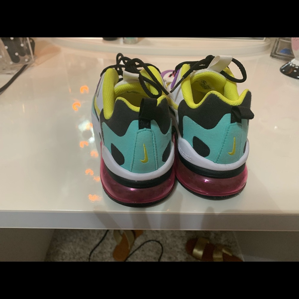 Nike 270 React - image 2